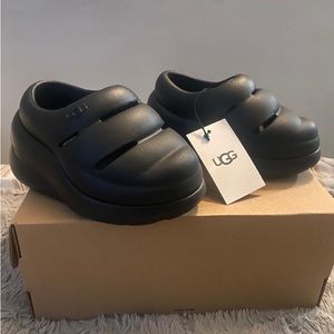 T Sport Yeah Clog by UGG for Toddler girl